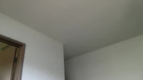 woof_wolf37 online show from March 27, 4:30 pm