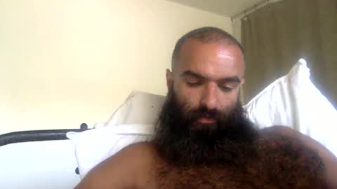woof_wolf37 online show from May 31, 6:09 pm