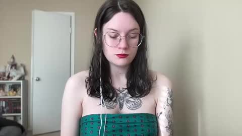 Lucina online show from January 14, 3:36 pm