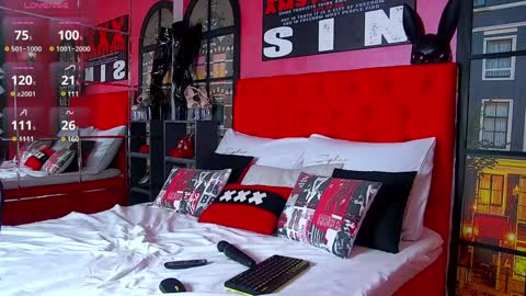 Julia online show from December 4, 8:50 am