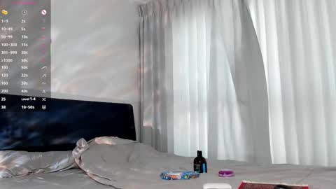 Hey Im Lina See you 12am - 6am GMT  3 online show from March 9, 4:17 am