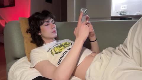 Glen online show from March 11, 1:08 am