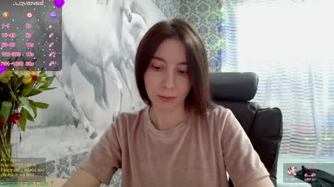 Snapshot of wow_porno_ chatting on February 16, 10:54 am Anna  online show from February 16, 10:54 am