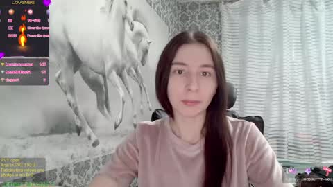 Snapshot of wow_porno_ chatting on February 17, 3:55 pm Anna  online show from February 17, 3:55 pm