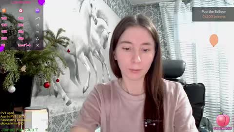 Snapshot of wow_porno_ chatting on December 22, 10:17 am Anna  online show from December 22, 10:17 am