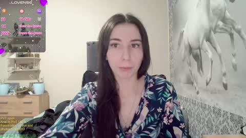 Snapshot of wow_porno_ chatting on January 12, 12:33 pm Anna  online show from January 12, 12:33 pm