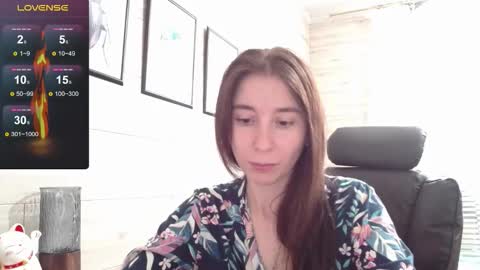 Snapshot of wow_porno_ chatting on September 27, 9:51 am Anna  online show from September 27, 9:51 am