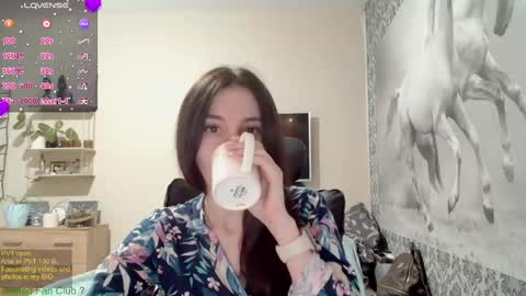 Snapshot of wow_porno_ chatting on January 30, 12:06 pm Anna  online show from January 30, 12:06 pm