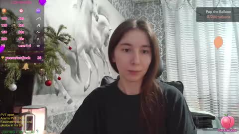 Snapshot of wow_porno_ chatting on December 19, 2:24 pm Anna  online show from December 19, 2:24 pm