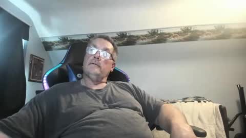 wowsers2022 online show from March 3, 9:05 pm