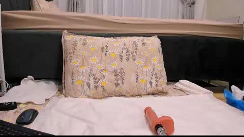              online show from March 11, 6:30 am