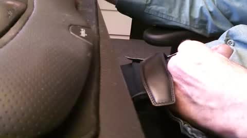 wrangleat0r online show from March 6, 2:10 am