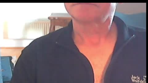 Wuki online show from April 9, 4:12 pm