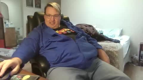 Wren online show from December 2, 8:51 pm