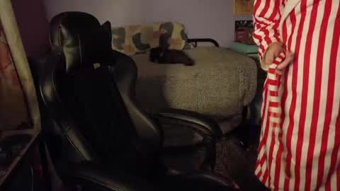 Wyatt online show from November 21, 3:15 am