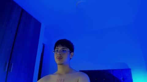 x_miller online show from October 1, 6:01 am