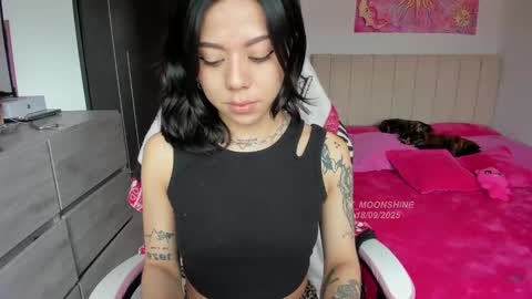     s  s      s   online show from September 18, 8:24 pm