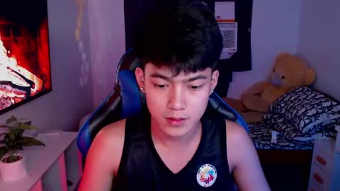 Prince Aldrian  online show from February 19, 8:55 am