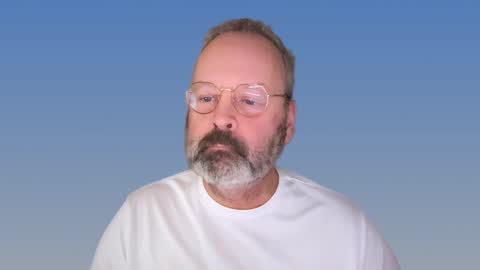 X4RK3V15 online show from December 8, 7:00 pm