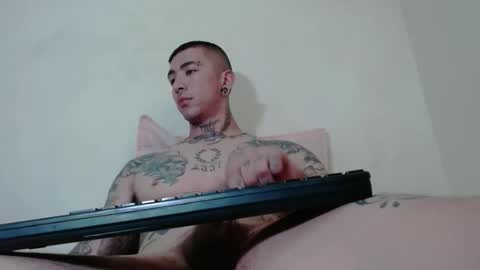 xav_dai online show from March 10, 4:11 pm