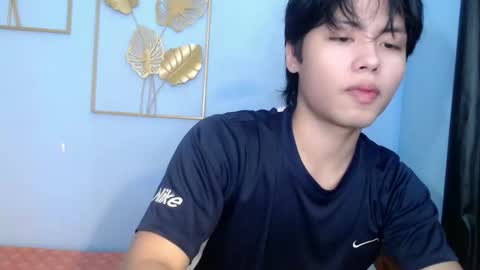 xcharls08 online show from May 19, 6:42 am