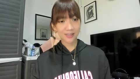 xdreamangel online show from April 24, 2:13 am