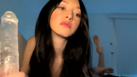 xenadreamx online show from March 31, 4:02 am