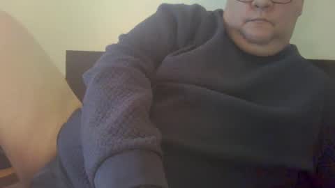 xevi1974 online show from December 27, 10:55 am