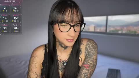 xisisxx online show from April 22, 10:17 pm