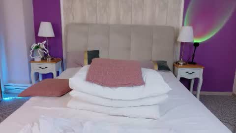 Kim online show from July 22, 8:55 pm