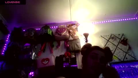 xkittymeowz online show from May 14, 4:27 pm