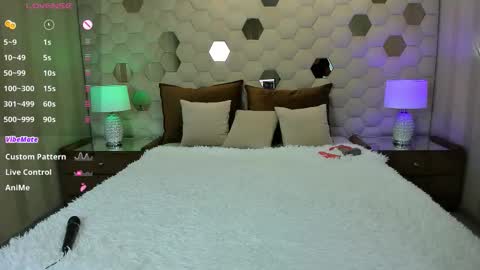 Snapshot of xlindamilfx chatting on September 24, 8:26 pm Linda online show from September 24, 8:26 pm