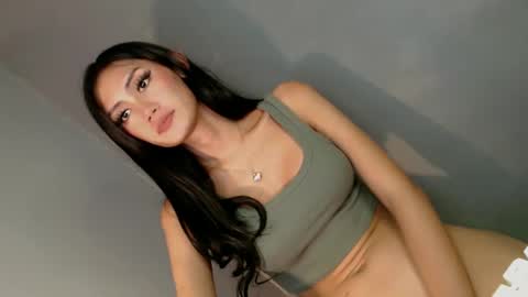 Snapshot of xnaughtyandsweet69_ chatting on February 26, 6:37 pm JACKY DELOS SANTOS online show from February 26, 6:37 pm