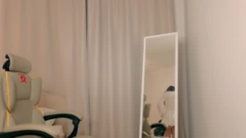 Jane online show from April 21, 9:00 pm