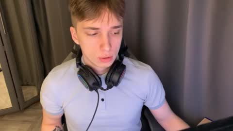 DerekHehe online show from January 11, 8:26 pm