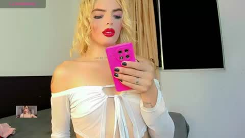 Femboy Exotic online show from June 16, 7:34 am