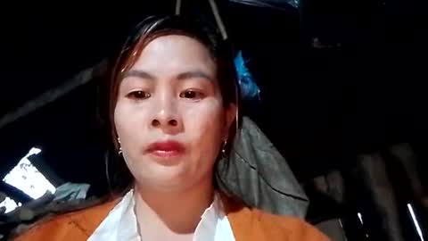 xuxulove00 online show from December 21, 10:32 am