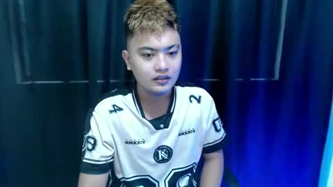 Loyd online show from November 18, 5:43 am