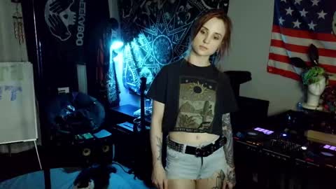 Lilith online show from April 21, 2:51 am