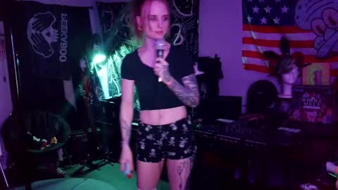 Lilith online show from May 25, 5:13 am