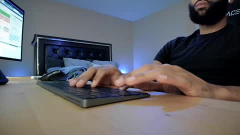 xxlrollingpapers online show from September 24, 11:00 pm