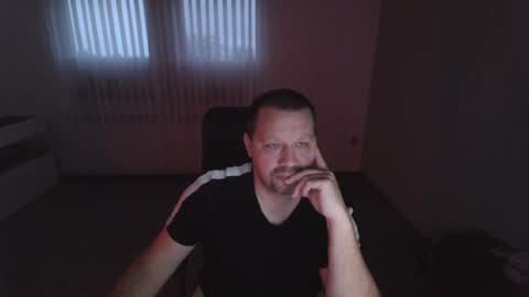 Eddi online show from December 11, 7:09 am