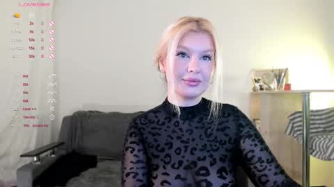 Vi online show from October 15, 9:15 pm