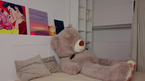 Eva online show from March 27, 6:19 am