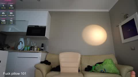     online show from March 9, 1:15 pm