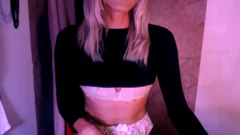 Chiara online show from June 5, 6:52 am