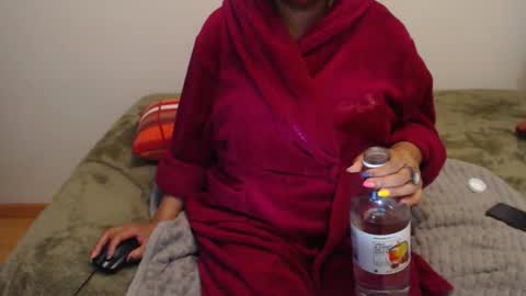 Ayanda online show from March 14, 5:28 pm