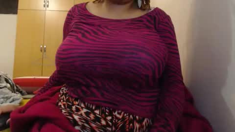 Ayanda online show from April 21, 8:16 pm