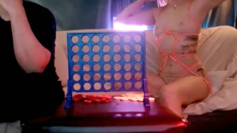 Snapshot of xxxgrillcheese chatting on March 4, 10:02 am XXXGrillCheese online show from March 4, 10:02 am