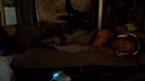 xxxjrstrokesxxx online show from November 4, 7:15 pm